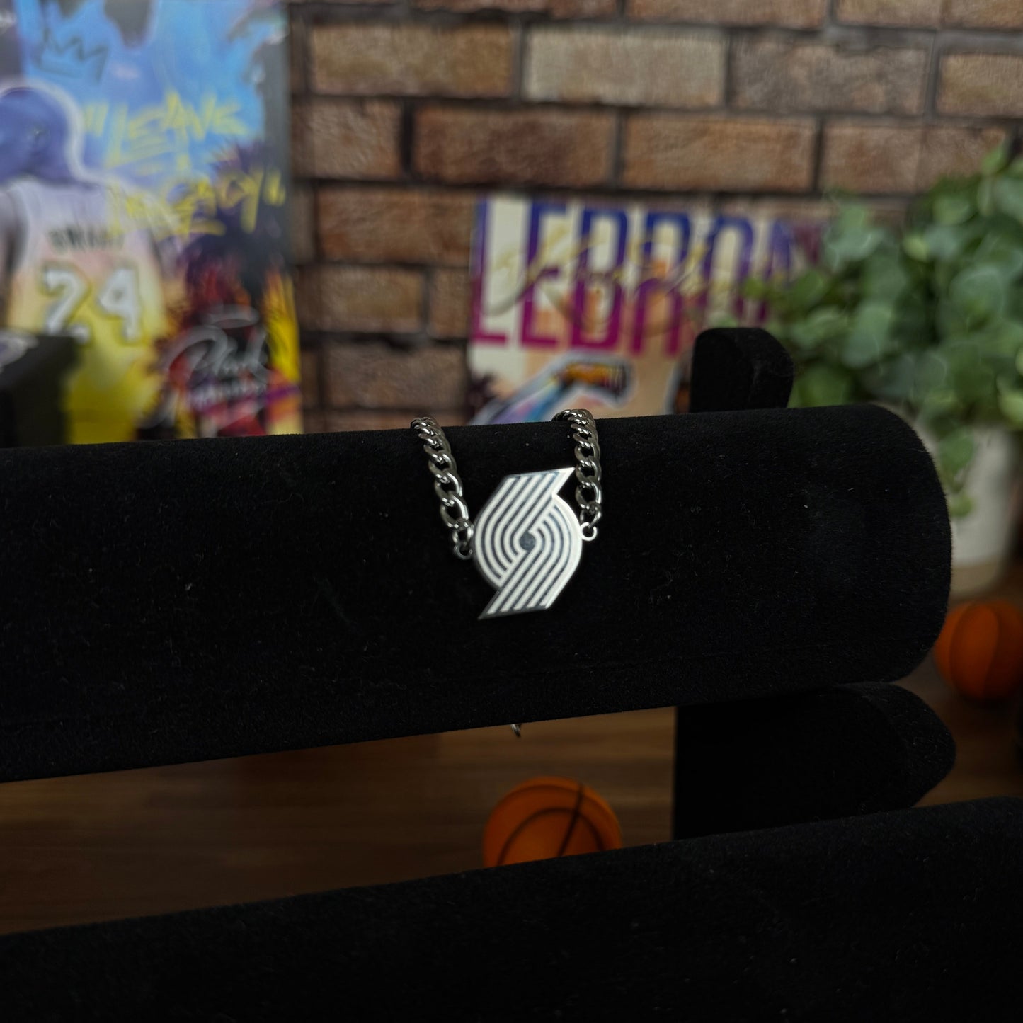 Trail Blazers neclace