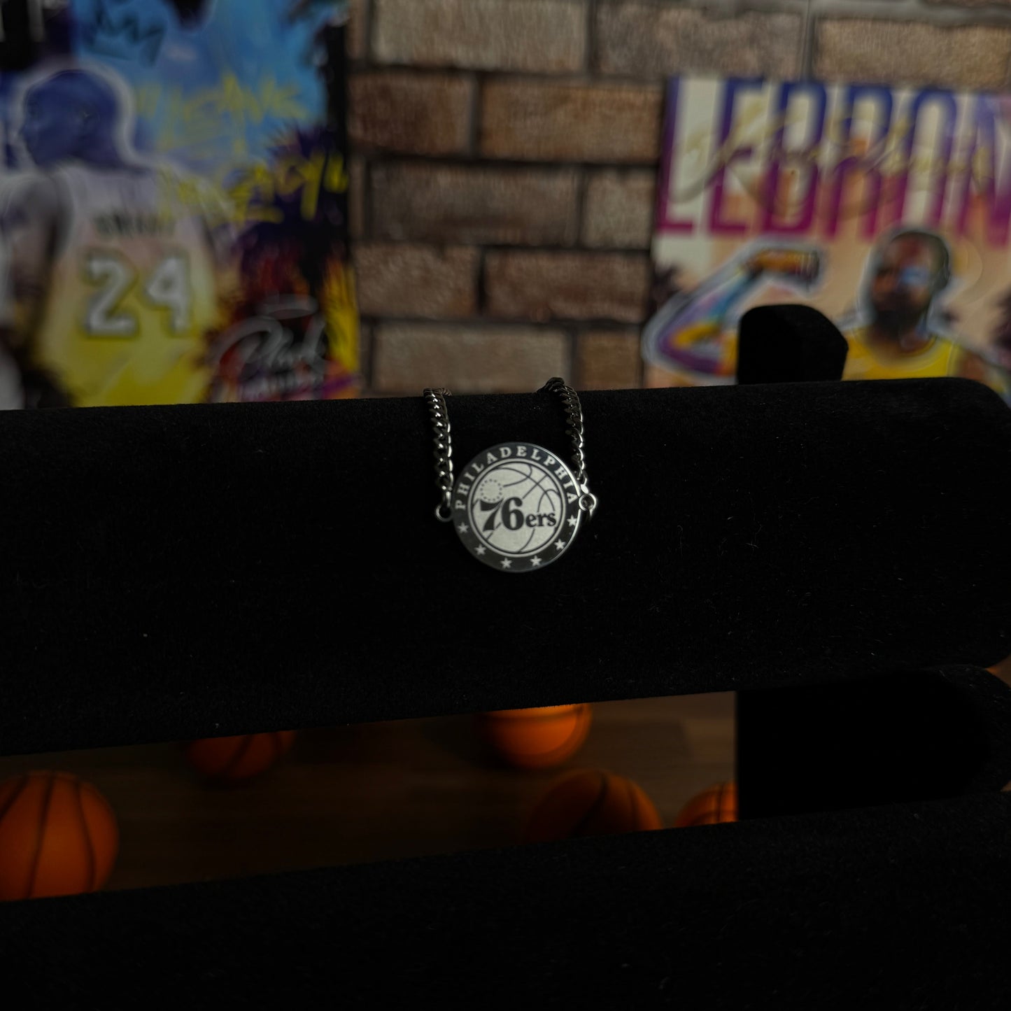 76ers necklace