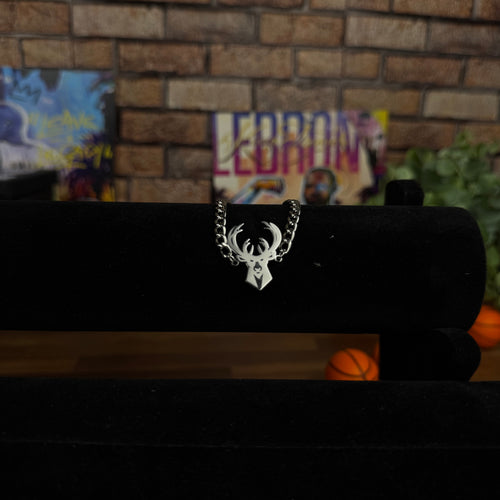 Bucks necklace