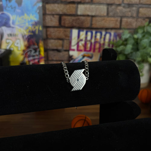 Trail Blazers neclace